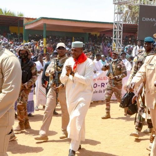 Célébration de la Journée Internationale des droits des femmes : Le Premier ministre Abdoulaye MAÏGA communie avec les femmes du Mali à Bandiagara