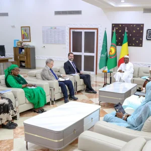 Coopération Mali – Pays-Bas : Le Premier ministre Abdoulaye MAÏGA reçoit le nouvel Ambassadeur du Royaume des Pays-Bas au Mali