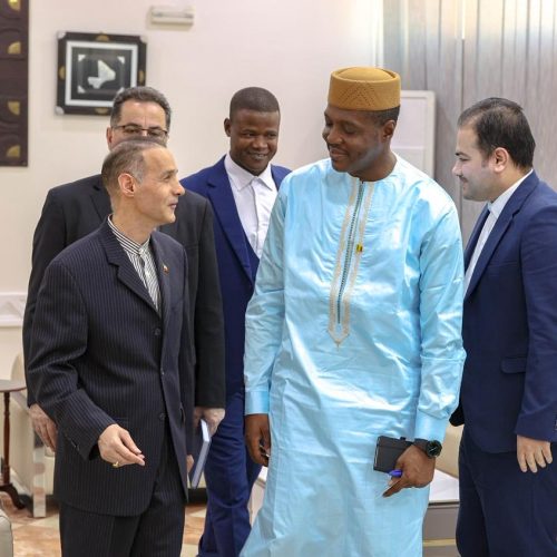 Coopération Mali-Iran: Le Premier ministre Abdoulaye MAÏGA à l’écoute du nouvel ambassadeur d’Iran au Mali