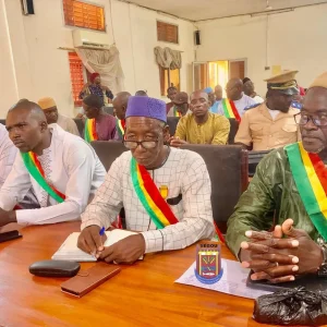 Visite de prise de contact : Le Nouveau Gouverneur de Ségou, Chiaka MAGASSA rencontre l’Administration régionale et les élus locaux