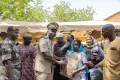 Mois de la Solidarité et de la lutte contre l’Exclusion : Les œuvres sociales du Président offrent 200 kits scolaires aux élèves de l’école fondamentale de Ngolobougou