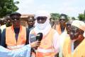 Amélioration des infrastructures urbaines à Bamako : Le Ministre Imirane Abdoulaye TOURE visite les travaux de pavage de certaines rues